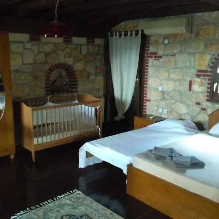 Kleio's House Holiday home *