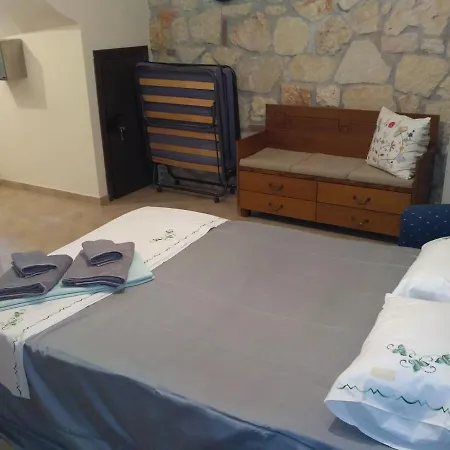 Holiday home Kleio's House