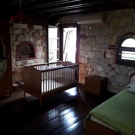 Kleio's House Psakoudia