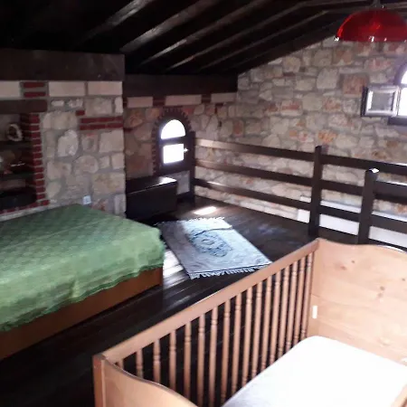 Kleio's House Holiday home *